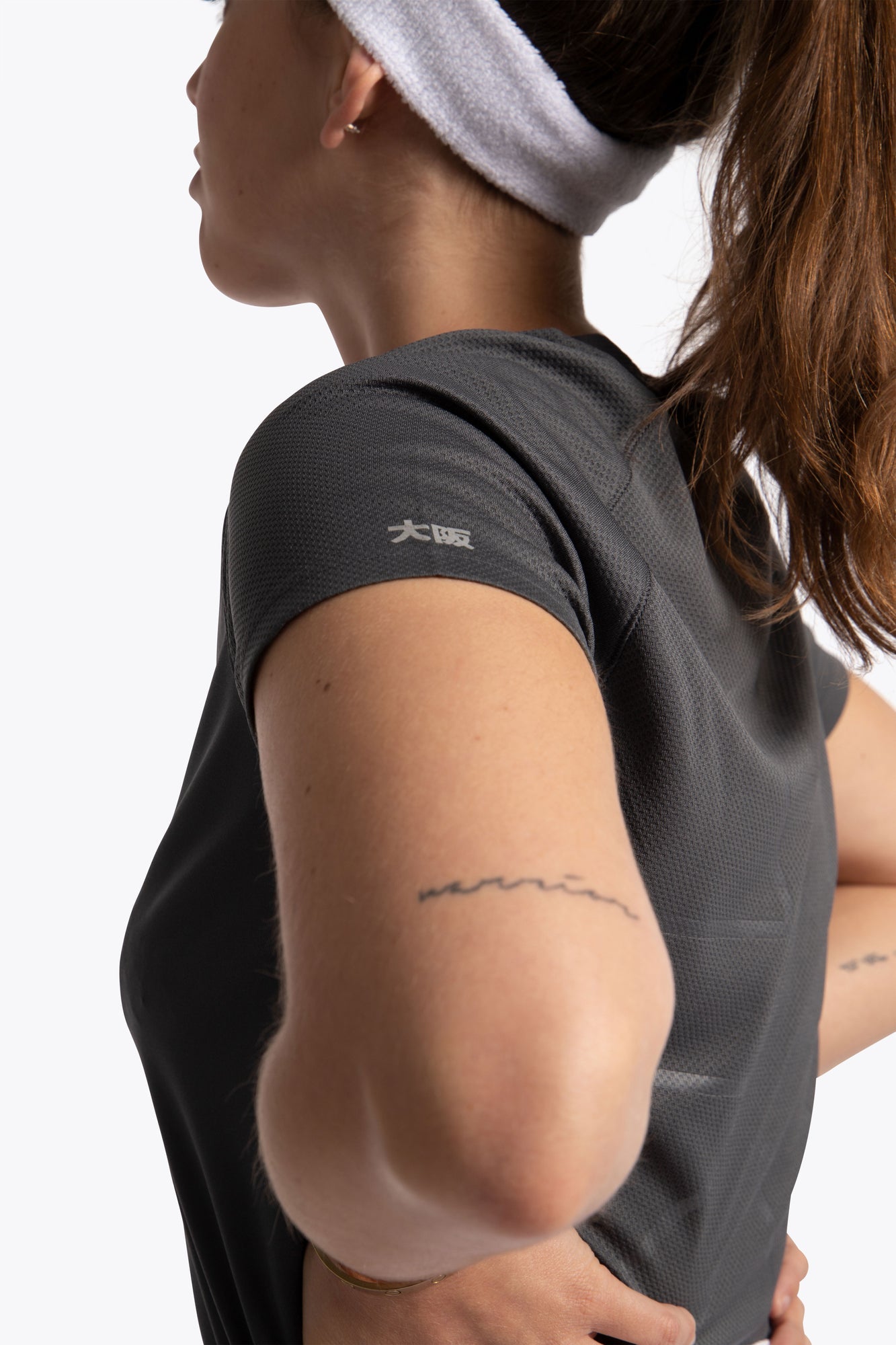 Osaka Women's Training Tee (Dark Grey) - Padellife.dk